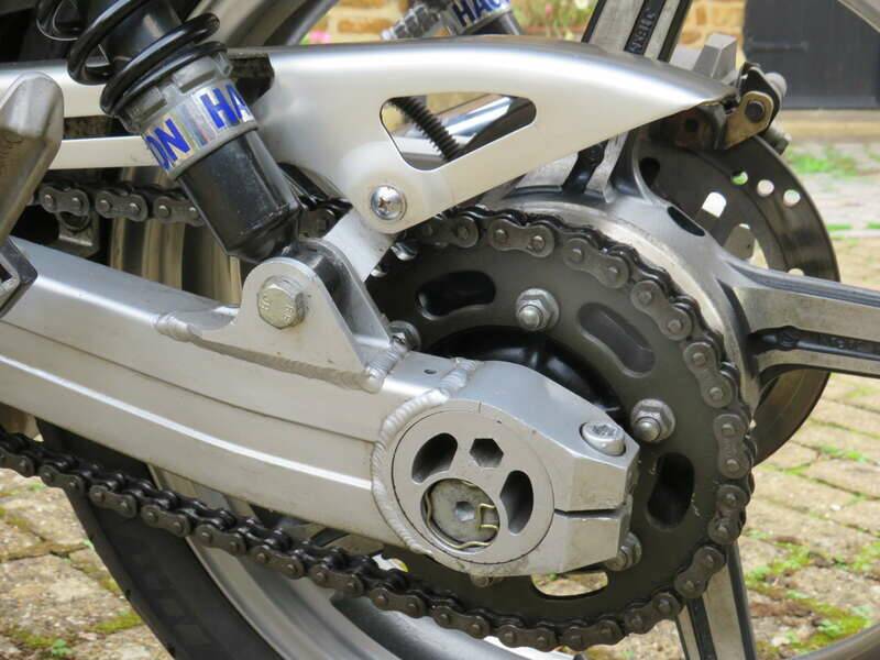 Image 36/39 of Kawasaki ZR 550 Zephyr (1991)