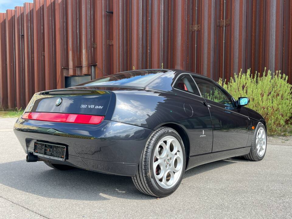 Image 7/64 of Alfa Romeo GTV 3.2 V6 24V (2003)