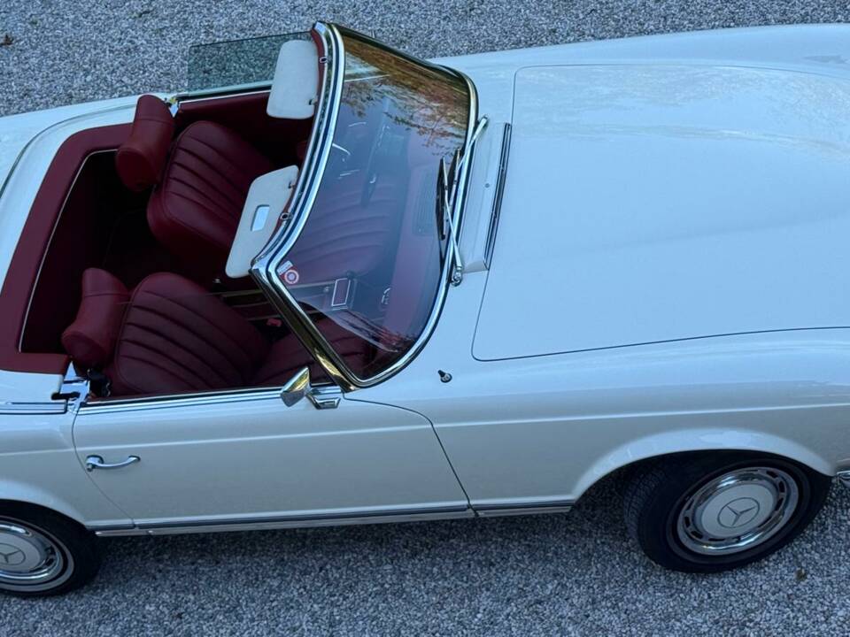 Image 2/11 of Mercedes-Benz 280 SL (1971)