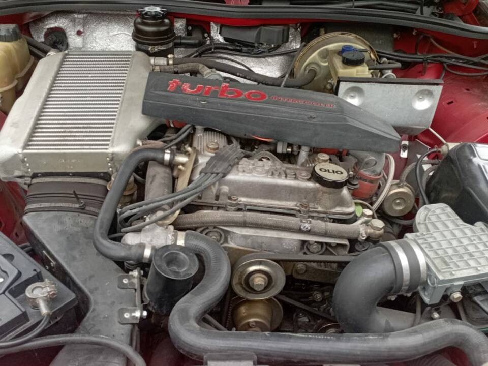 Image 47/51 of Alfa Romeo 75 1.8 Turbo (1991)