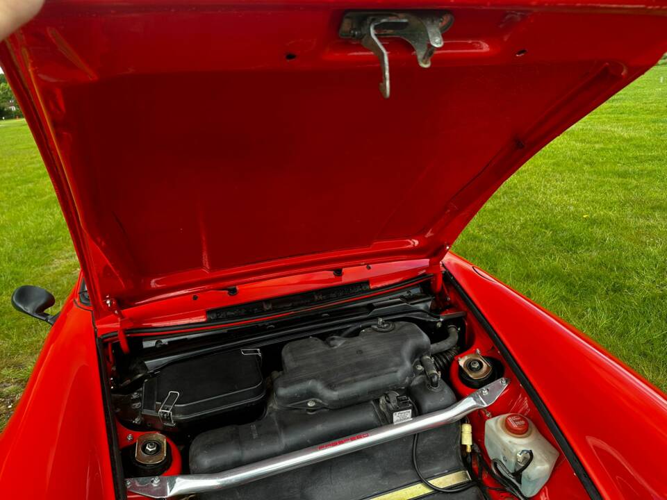 Bild 45/47 von Porsche 911 Carrera 4 (1990)