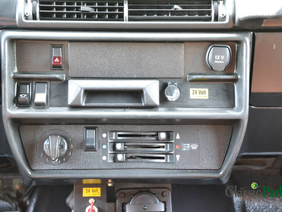 Image 33/50 de Steyr-Puch 230 GE (lang) (1991)