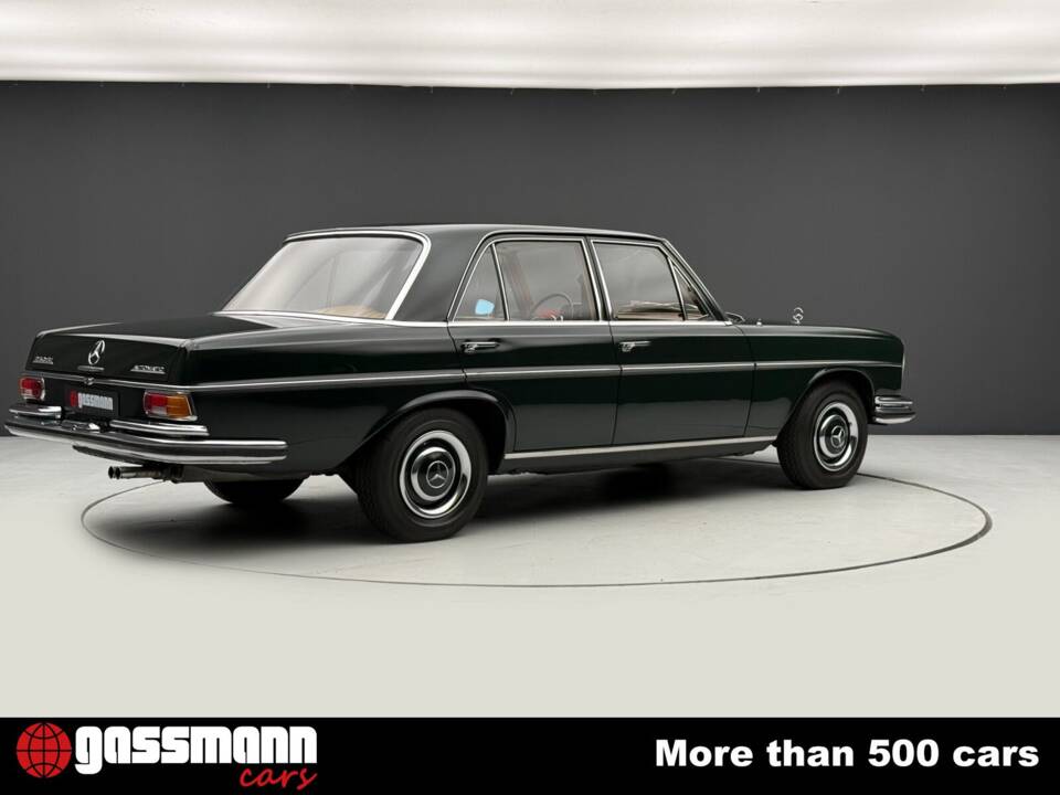 Image 8/15 of Mercedes-Benz 250 SE (1967)