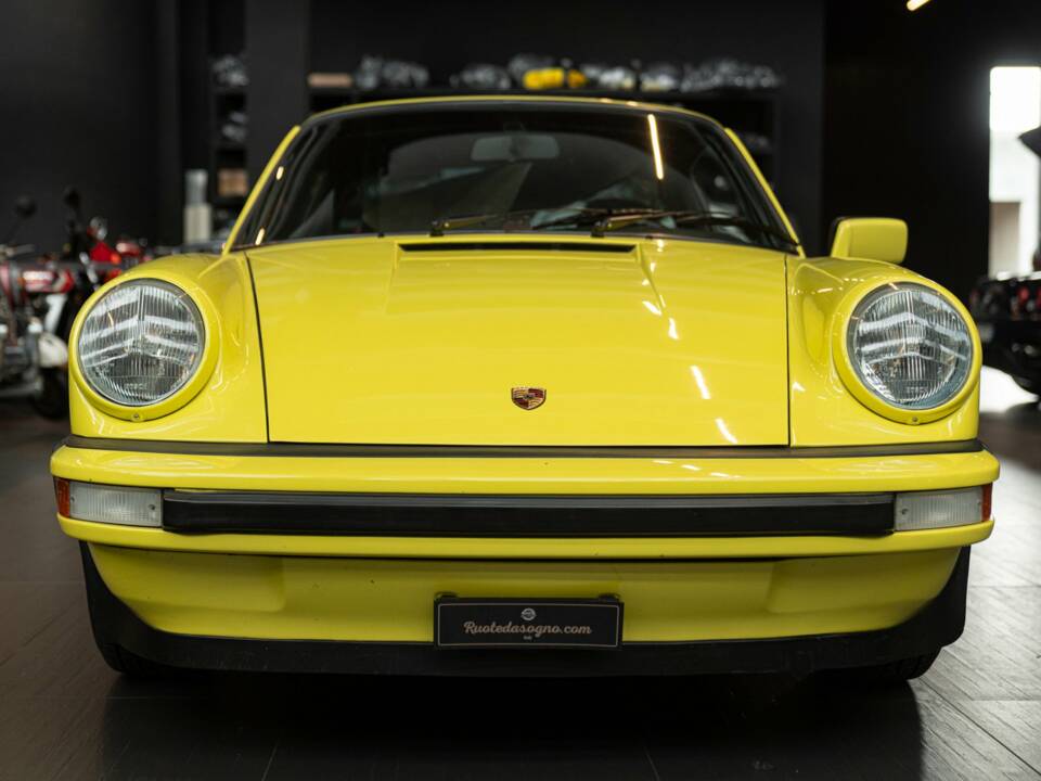 Image 2/47 of Porsche 911 Carrera 2.7 (1975)