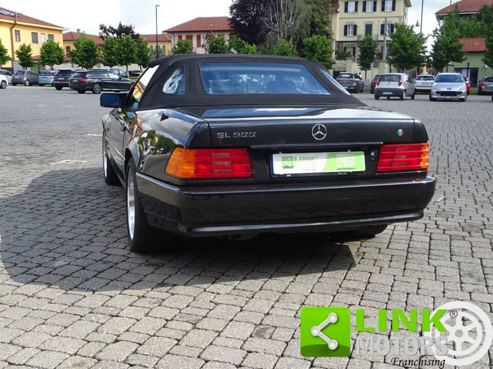 Image 7/10 of Mercedes-Benz SL 600 (1993)