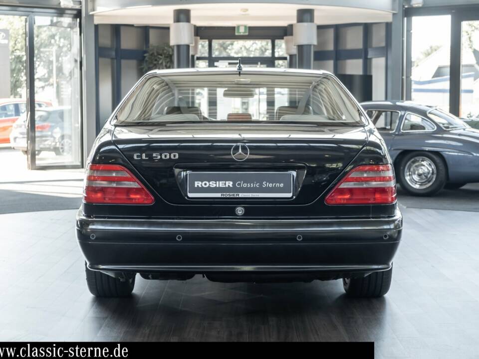 Image 4/15 of Mercedes-Benz CL 500 (1999)