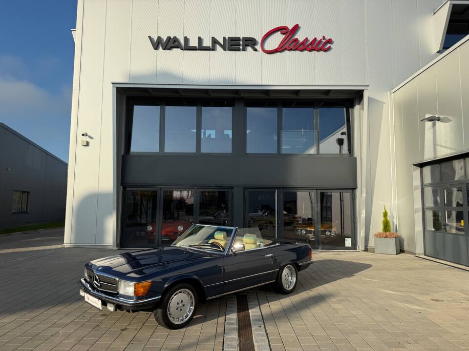 Image 8/30 de Mercedes-Benz 500 SL (1982)