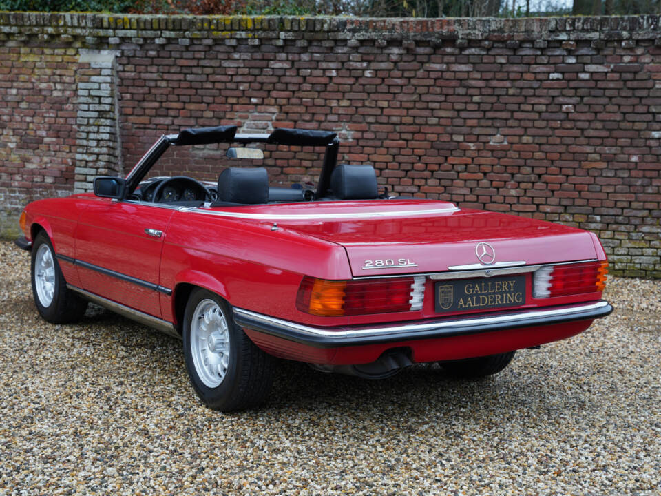 Image 27/50 of Mercedes-Benz 280 SL (1982)