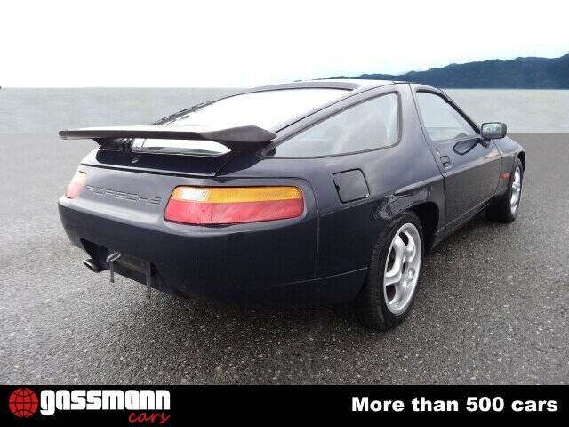 Image 8/15 of Porsche 928 S4 (1988)