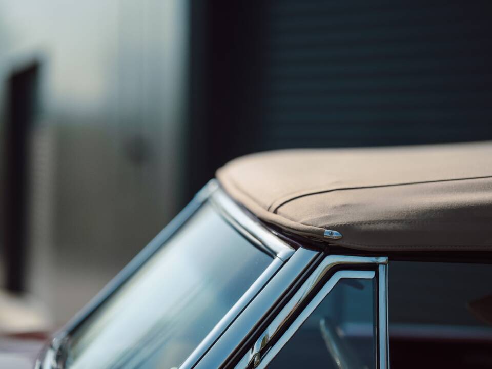 Image 12/18 of Oldsmobile 98 Coupe (1949)