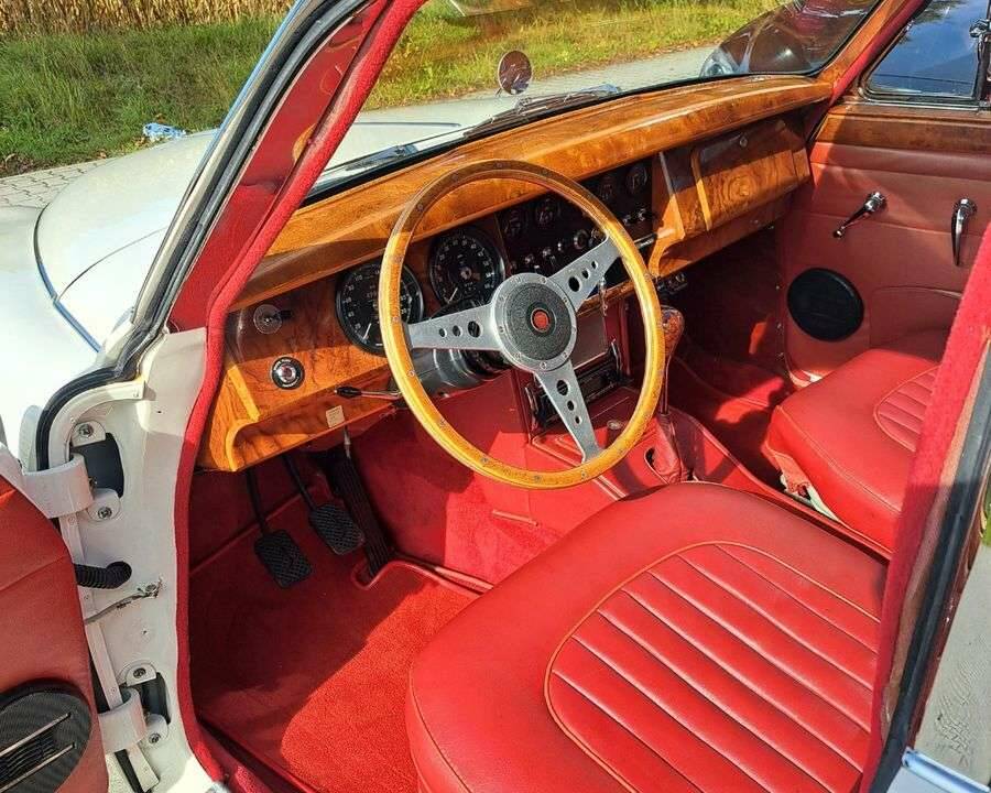 Bild 16/27 von Jaguar Mk II 2.4 (1967)