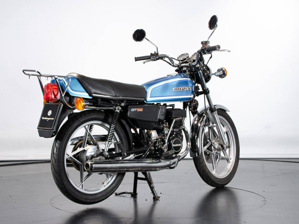 Image 4/50 of Suzuki GT 125 (1979)