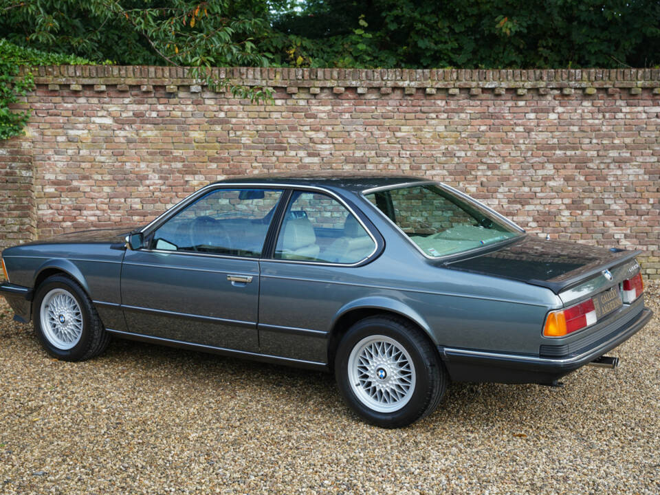 Image 8/50 de BMW M 635 CSi (1988)