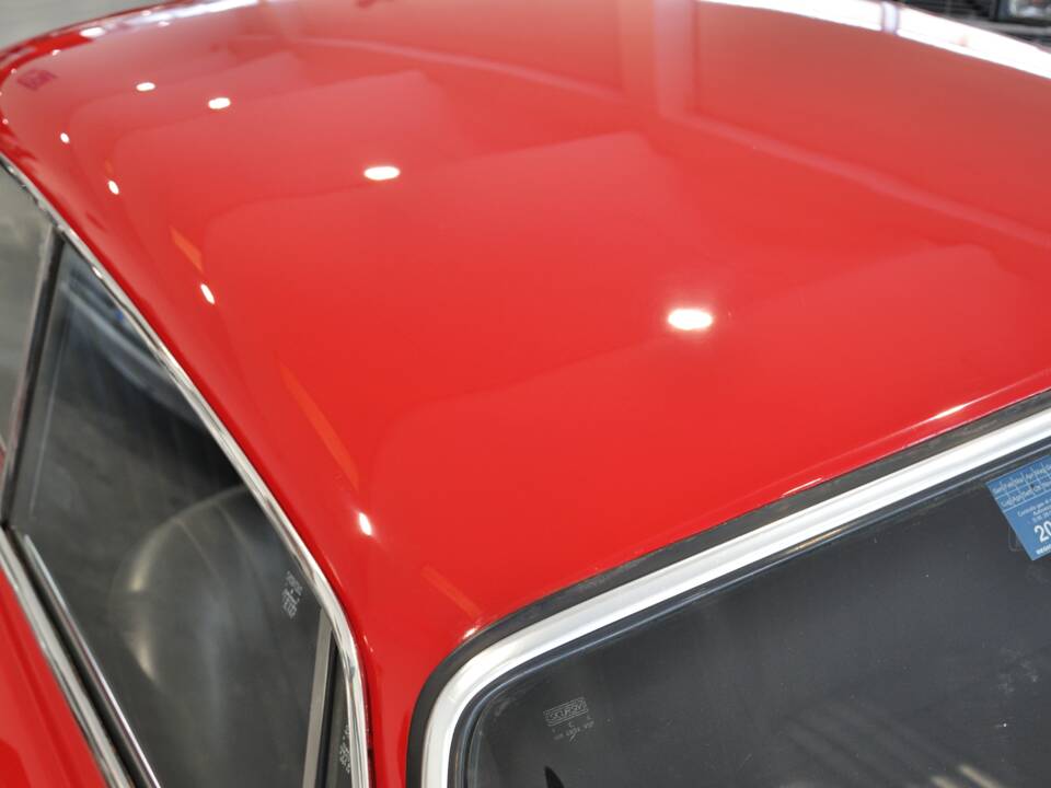Imagen 17/43 de Alfa Romeo Giulia GT 1300 Junior (1971)