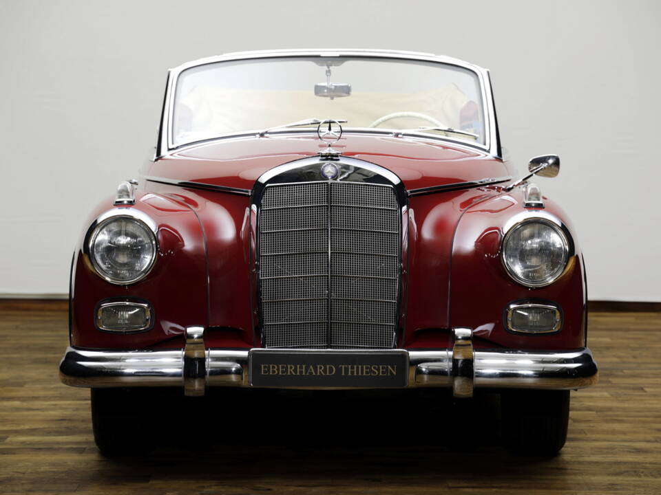 Image 8/23 of Mercedes-Benz 300 d Cabriolet D (1960)