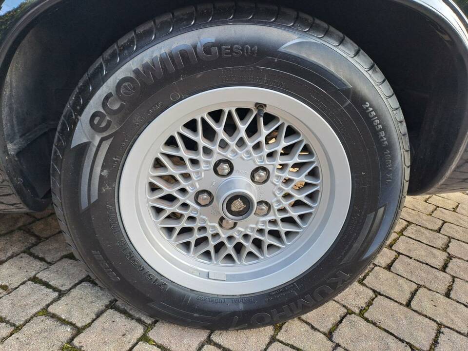 Image 26/40 of Jaguar XJ-S 3.6 (1987)