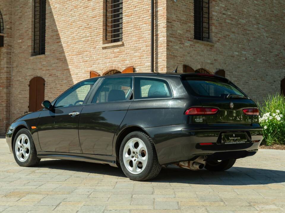 Bild 7/43 von Alfa Romeo 156 2.0i JTS 16V (2002)