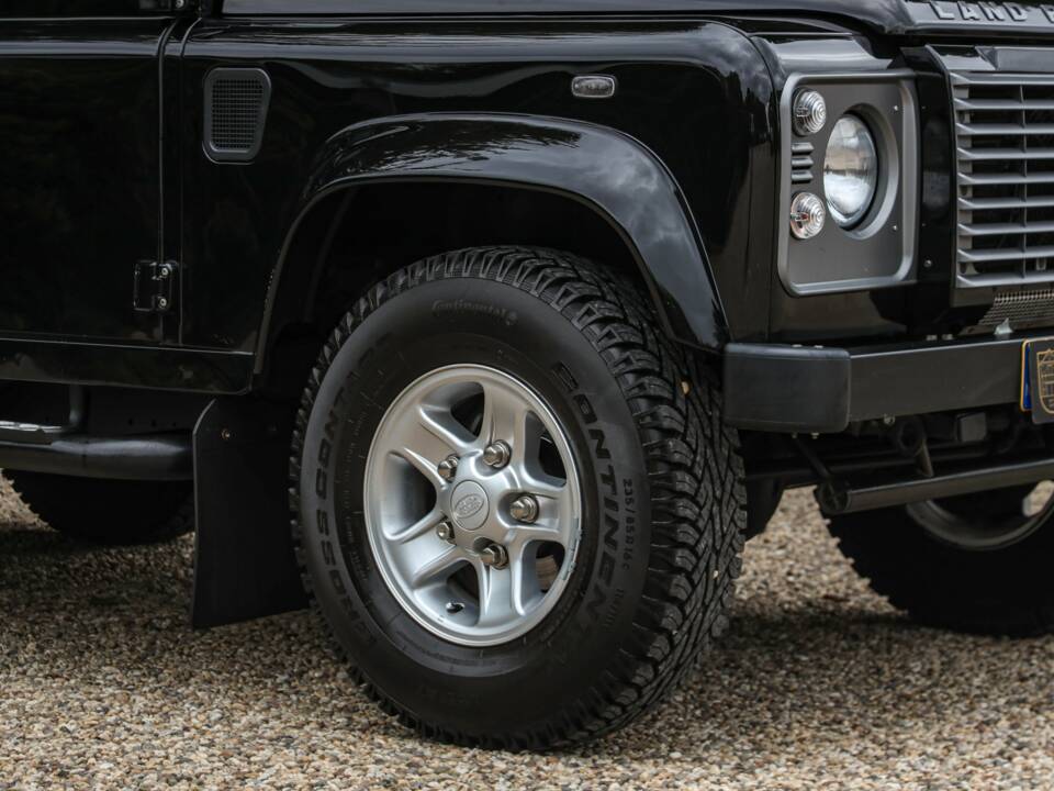 Bild 29/50 von Land Rover Defender 90 (2013)