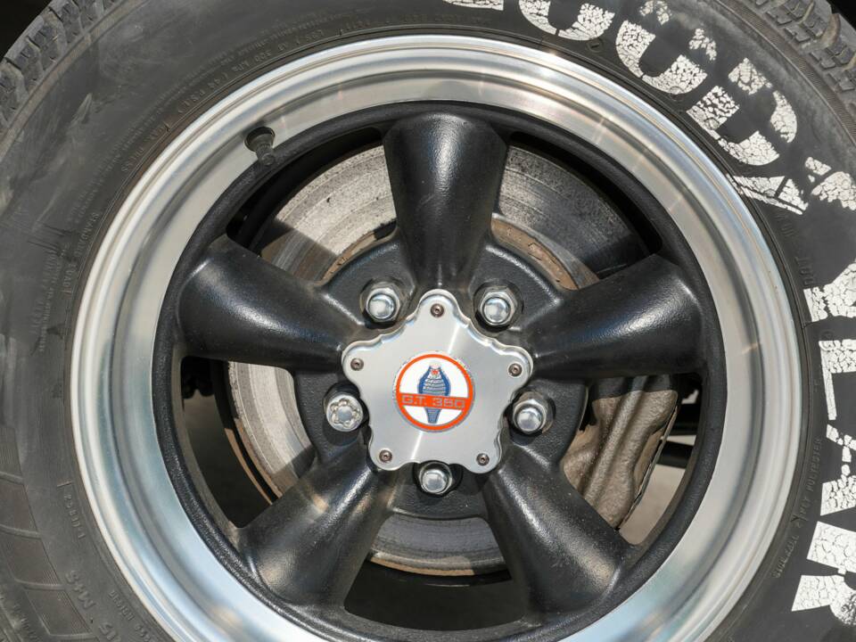 Image 22/50 of Ford Shelby GT 350 (1965)
