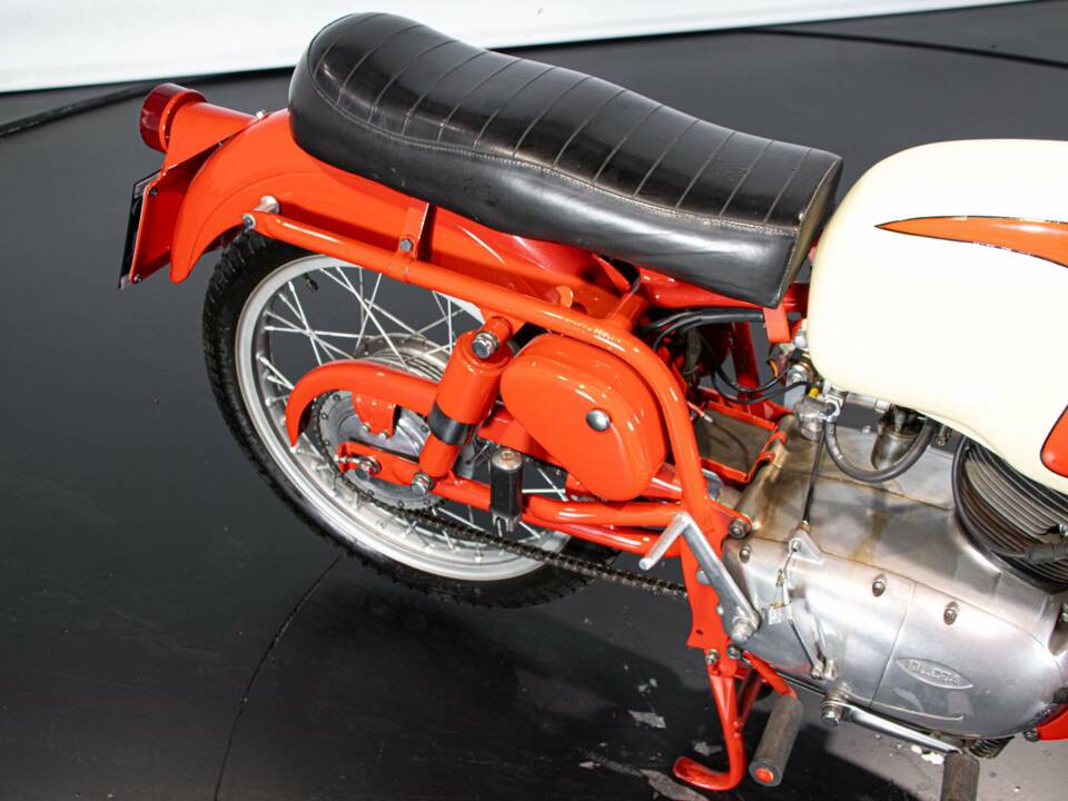 Imagen 49/50 de Gilera DUMMY (1958)