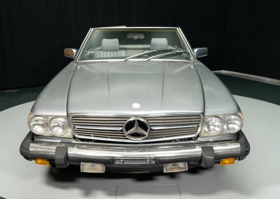 Image 3/8 of Mercedes-Benz 380 SL (1982)