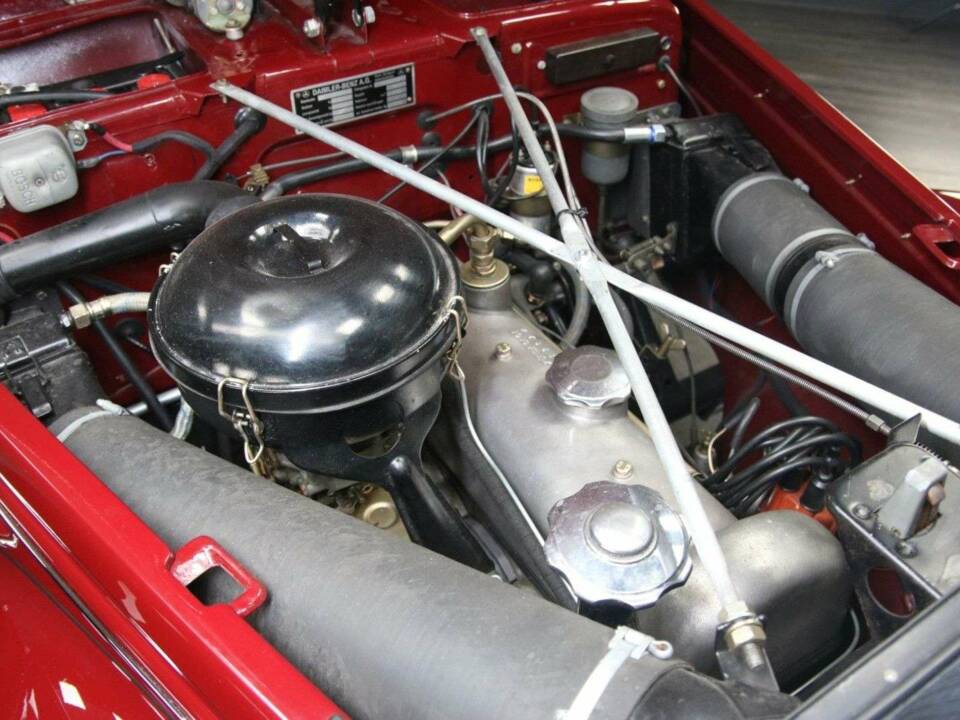 Bild 38/50 von Mercedes-Benz 220 Cabriolet A (1952)