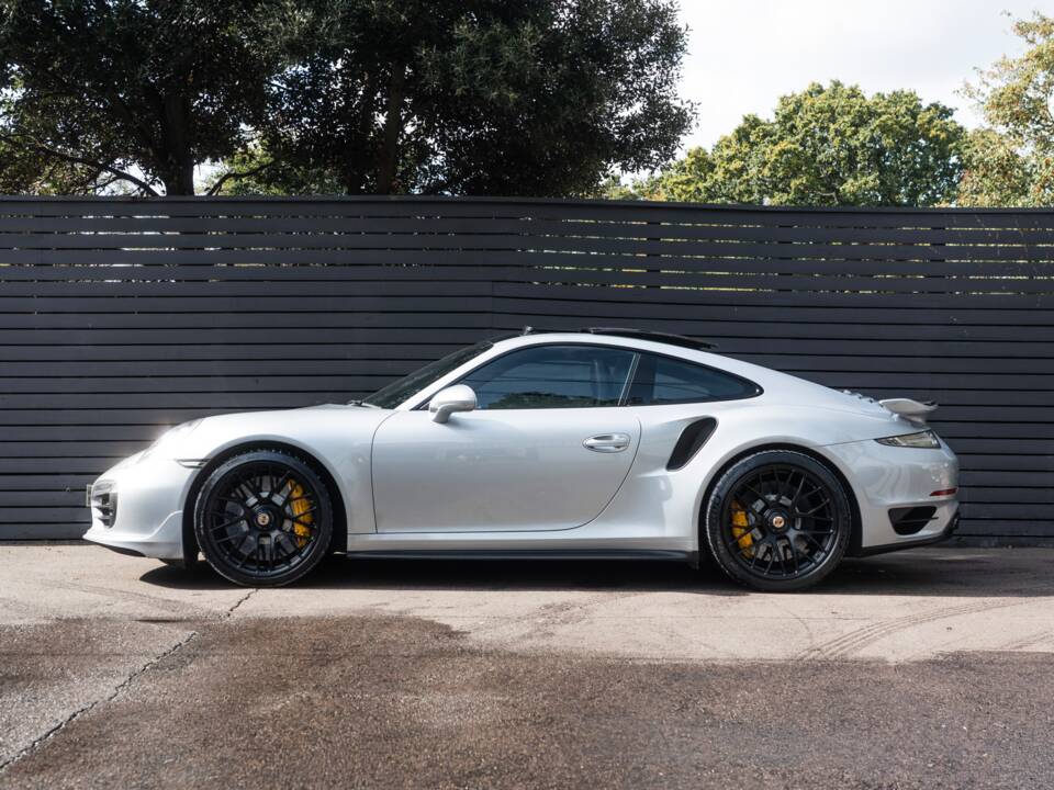 Image 13/57 of Porsche 911 Turbo S (2013)
