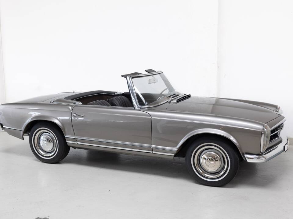 Image 3/35 de Mercedes-Benz 230 SL (1966)