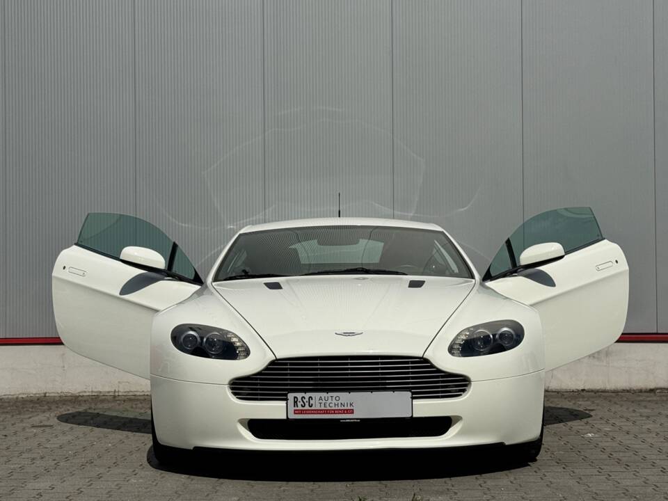 Image 6/25 of Aston Martin V8 Vantage (2007)