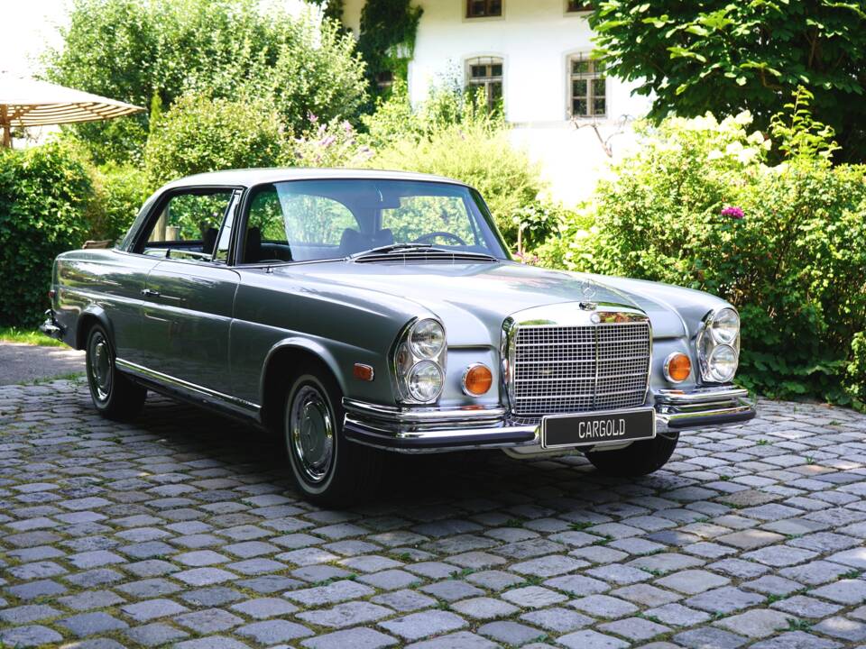 Image 1/19 de Mercedes-Benz 280 SE 3,5 (1971)