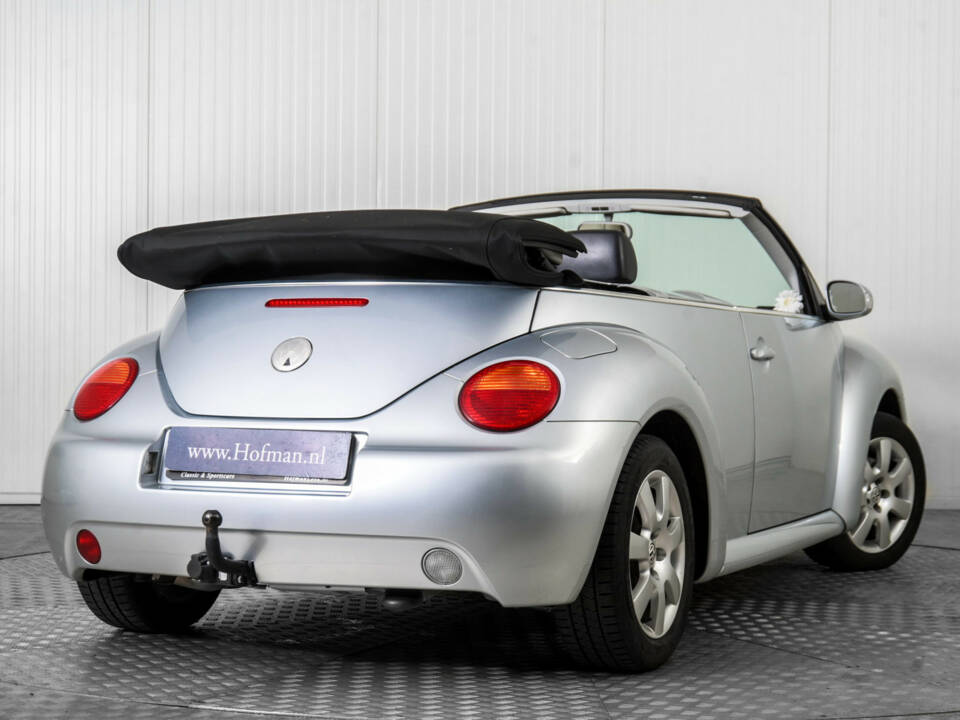 Bild 46/50 von Volkswagen New Beetle 2.0 (2003)