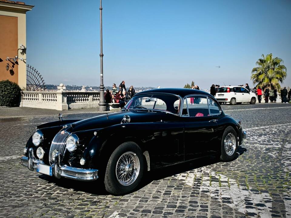 Image 1/6 of Jaguar XK 150 3.8 S FHC (1961)
