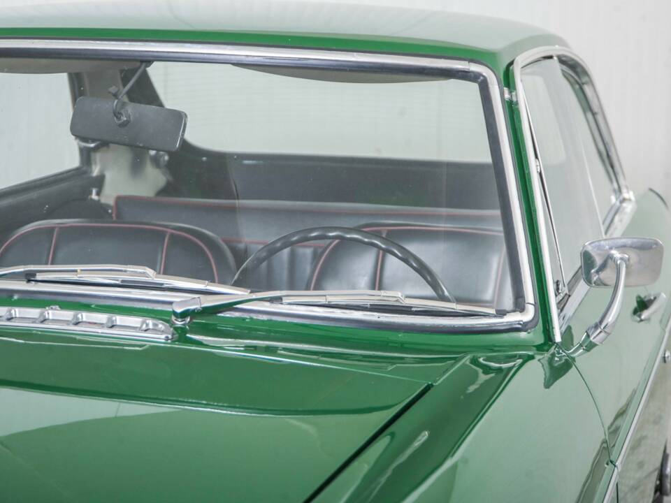 Bild 26/50 von MG MGB GT (1968)