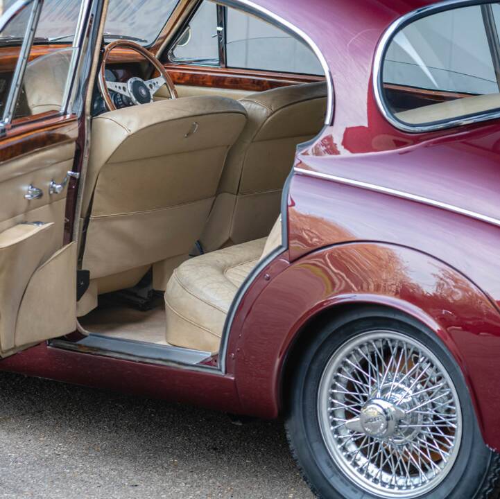 Image 36/49 of Jaguar Mk II 3.4 (1967)