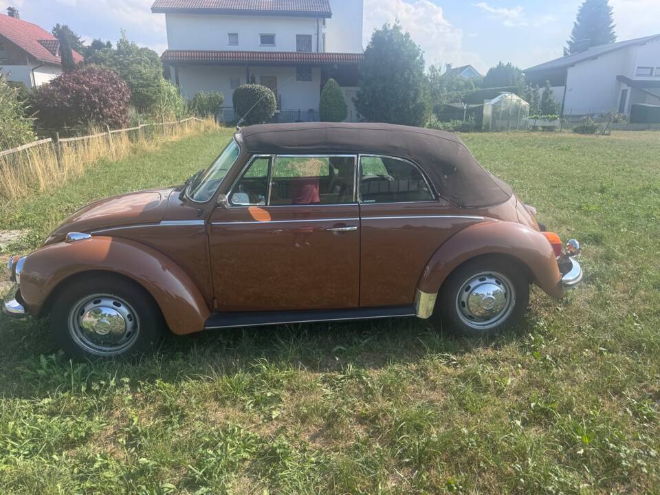Afbeelding 11/18 van Volkswagen Käfer 1303 LS (1973)