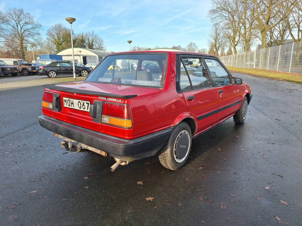 Bild 2/14 von Toyota Corolla (1986)