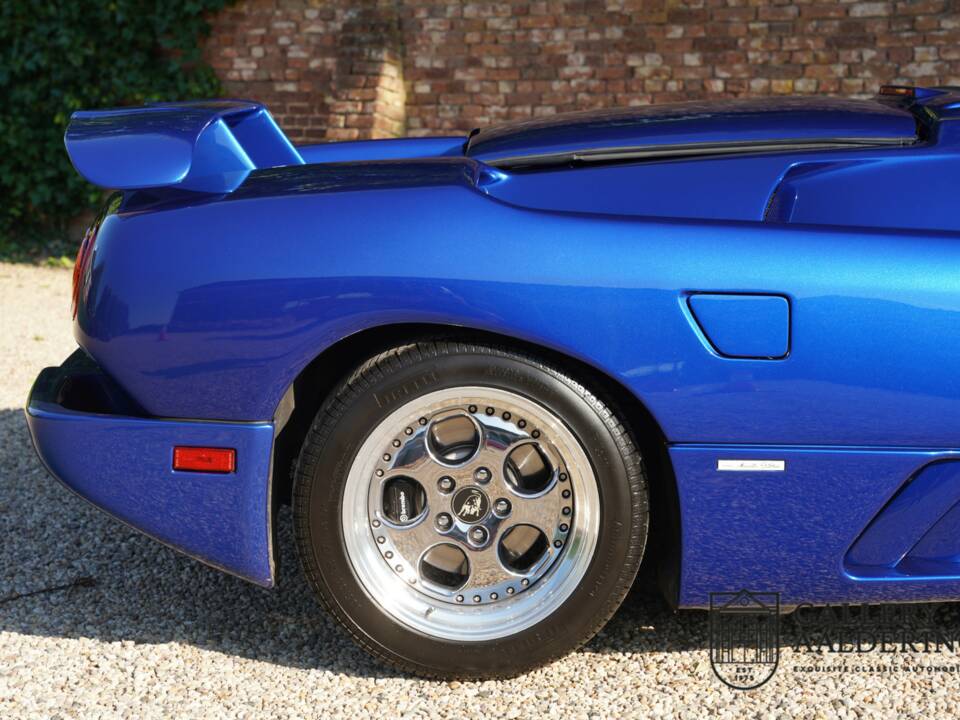 Imagen 47/50 de Lamborghini Diablo VT Roadster (1996)