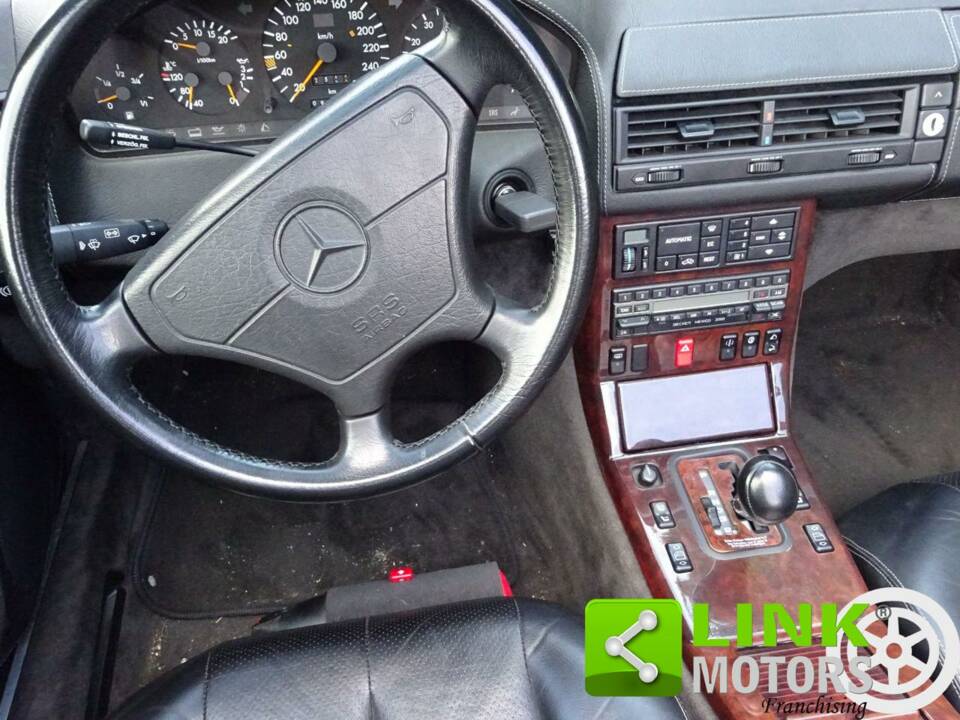 Image 6/10 de Mercedes-Benz SL 600 (1993)