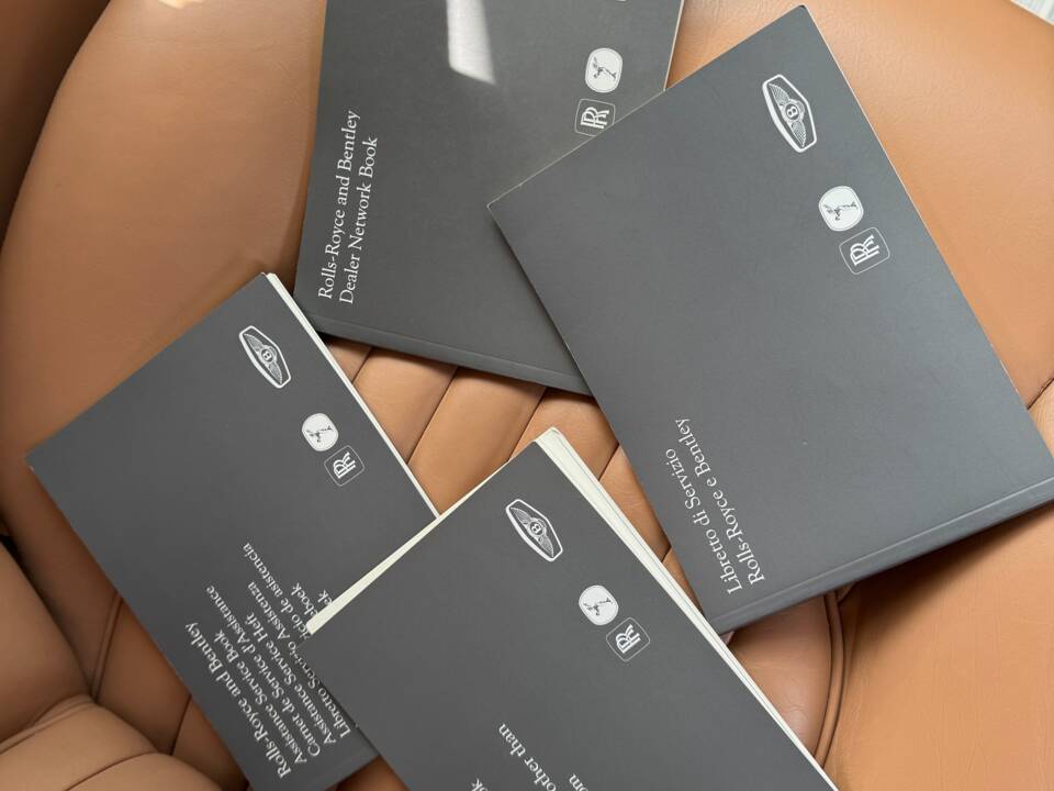 Image 35/44 of Bentley Arnage Green Label (2000)