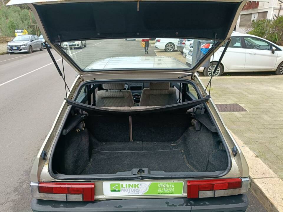 Immagine 27/50 di Alfa Romeo 33 - 1.3 S (1989)