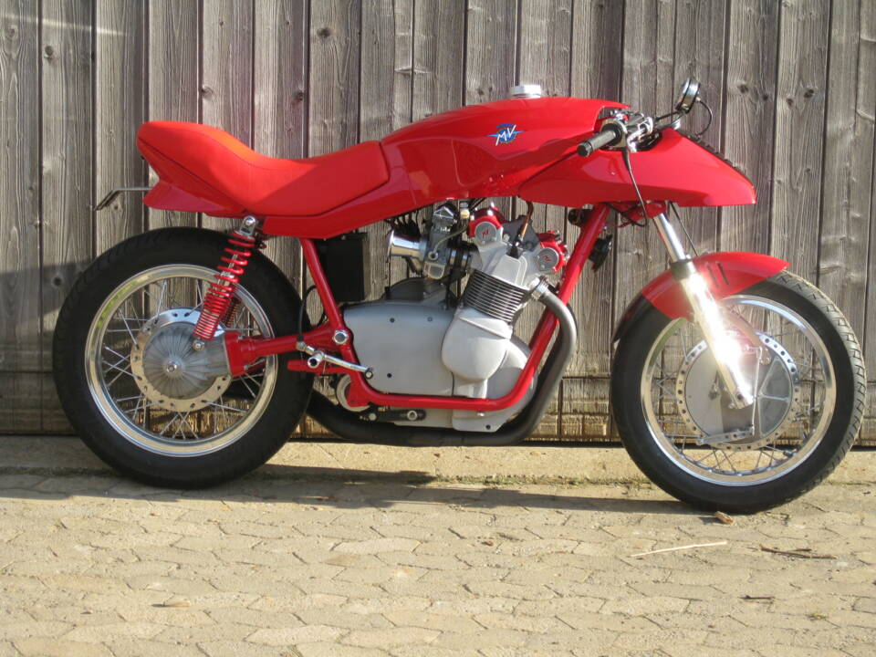 Imagen 9/10 de MV Agusta DUMMY (1977)