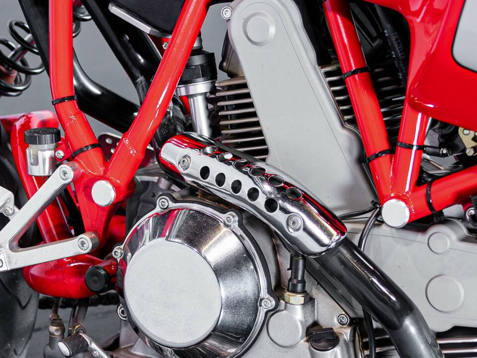Bild 14/46 von Ducati DUMMY (2002)