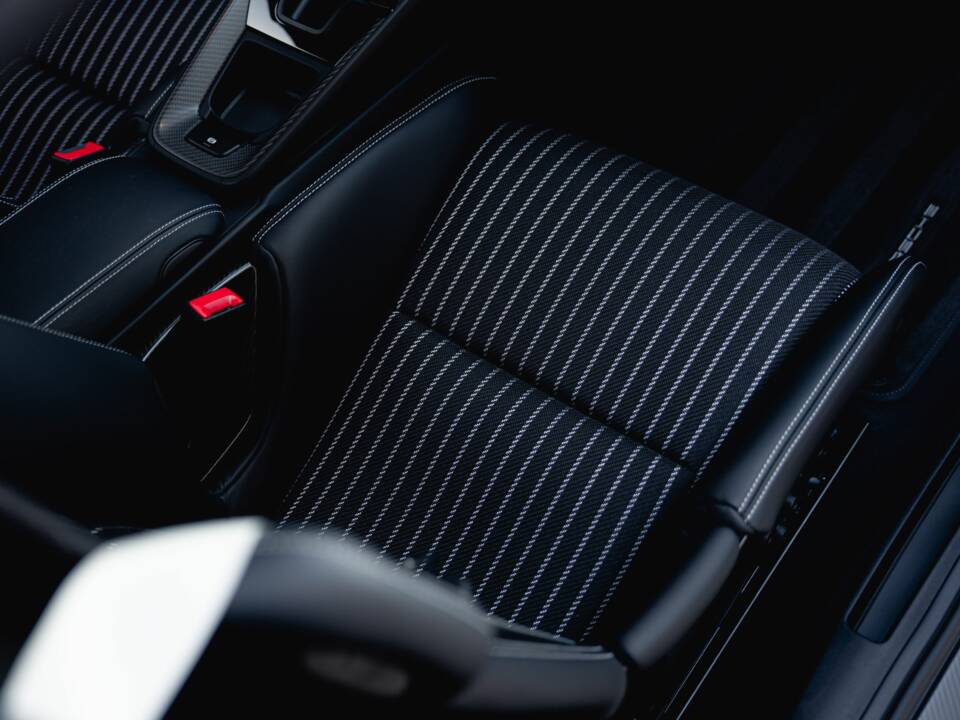 Imagen 68/80 de Porsche 911 S/T (2023)