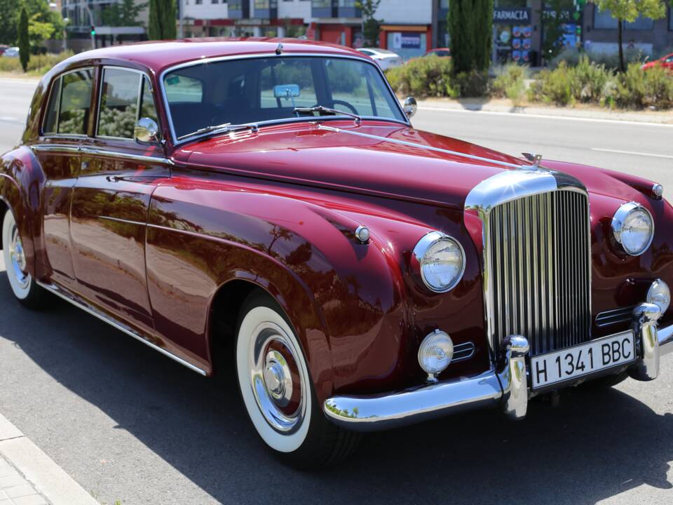 Image 1/81 of Bentley S 1 (1959)