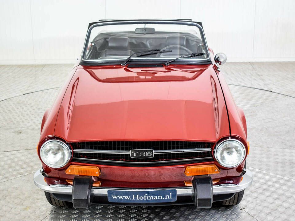 Image 33/50 de Triumph TR 6 (1974)