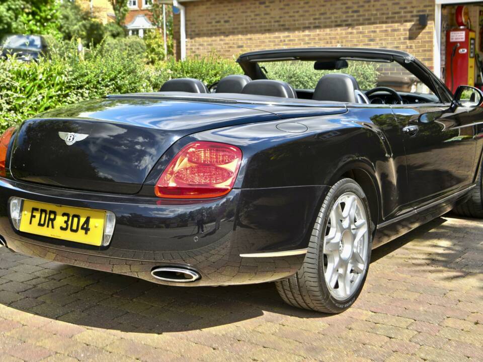 Bild 9/42 von Bentley Continental GTC W12 (2011)