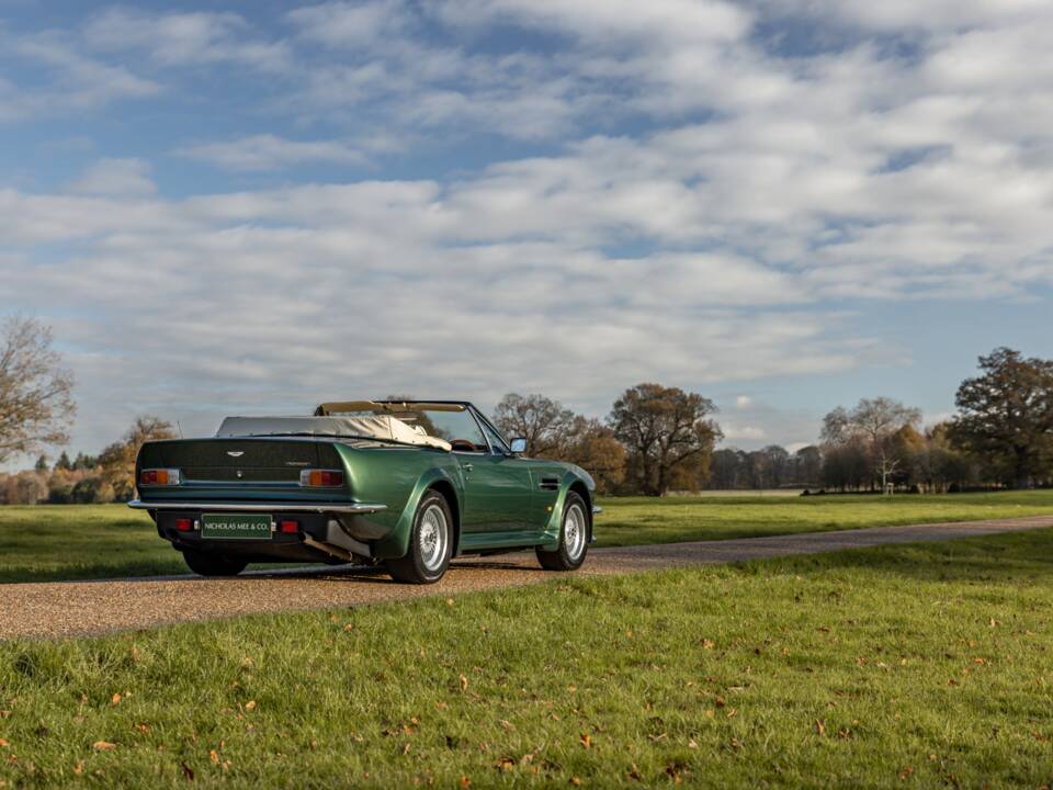 Bild 18/92 von Aston Martin V8 Volante X-Pack (1989)