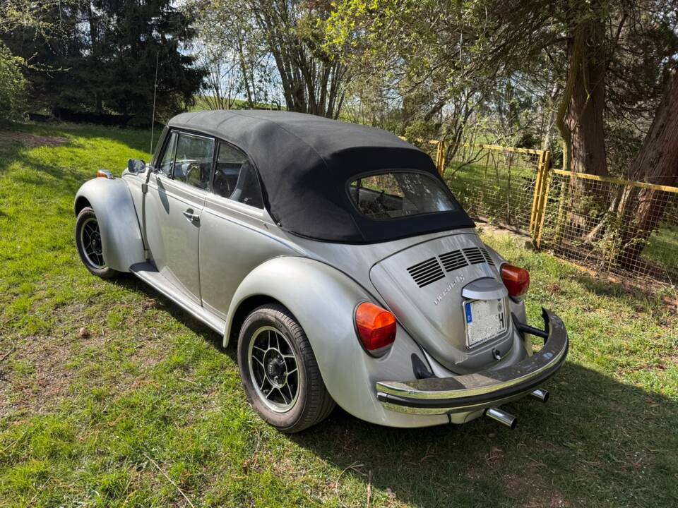Image 16/17 of Volkswagen Beetle 1303 (1975)