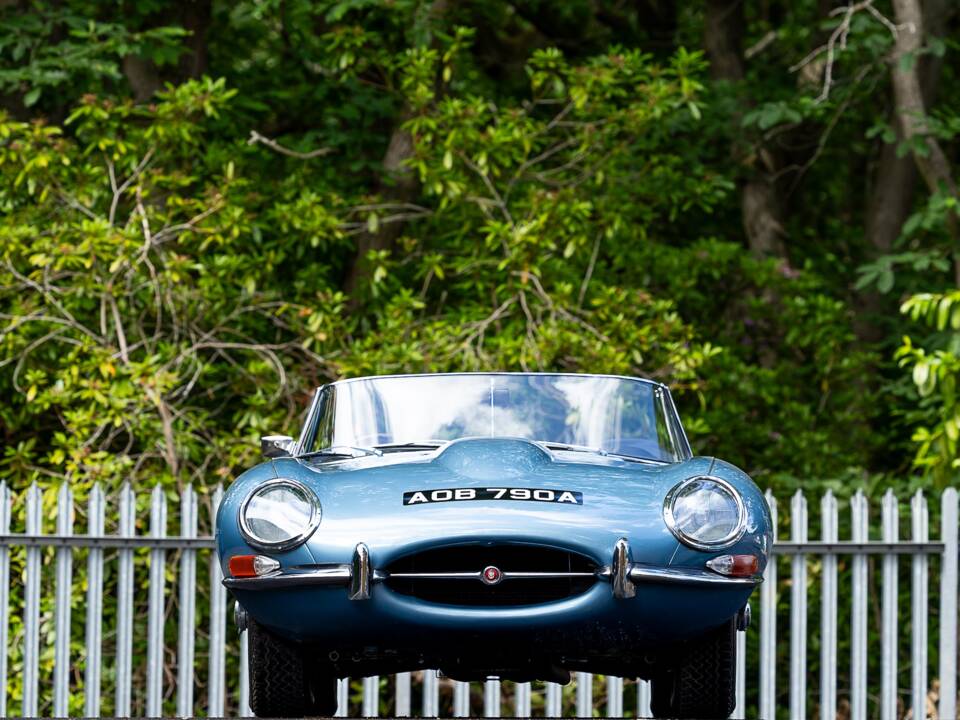 Bild 46/47 von Jaguar E-Type 3.8 (1963)