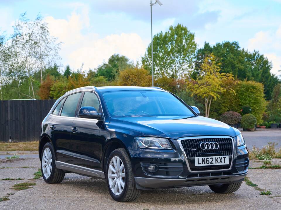 Bild 40/50 von Audi Q5 3.2 FSI (2013)